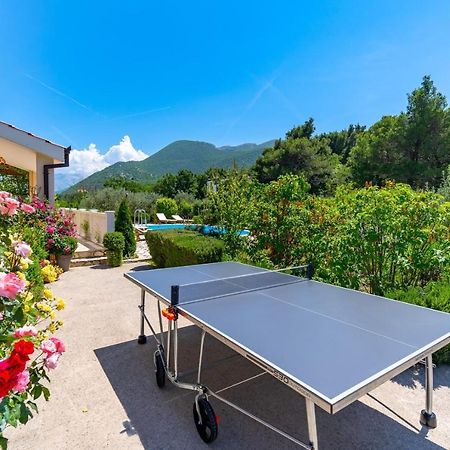 Villa Ana - 3 Bedroom Villa With Private Pool And Unspoiled Natural Environment Kucice Exterior photo